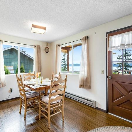 Sundown Memory Lane Cabin Camano Exterior photo