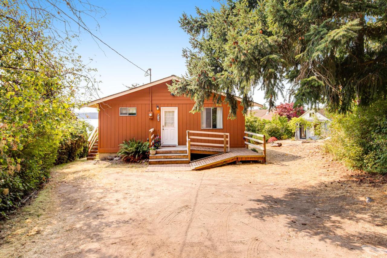 Sundown Memory Lane Cabin Camano Exterior photo
