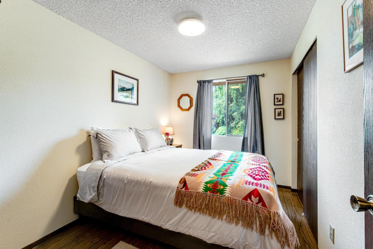 Sundown Memory Lane Cabin Camano Exterior photo