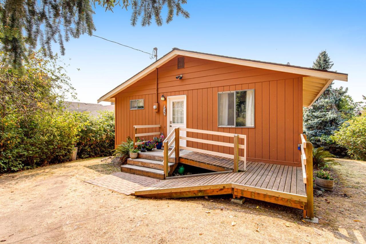 Sundown Memory Lane Cabin Camano Exterior photo